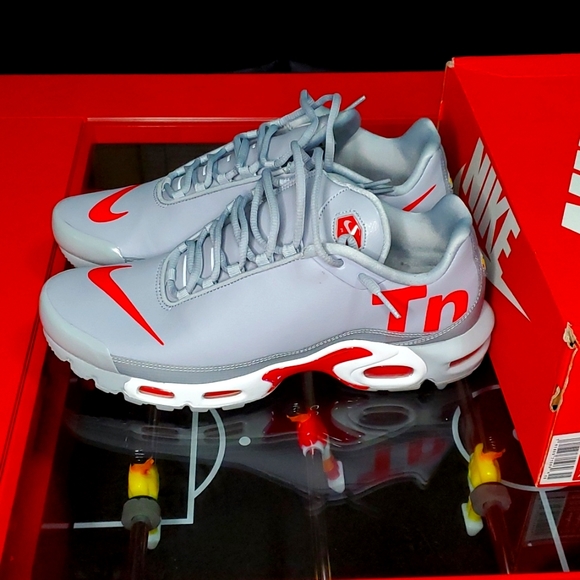 Air Max Plus TN - Picture 4 of 9